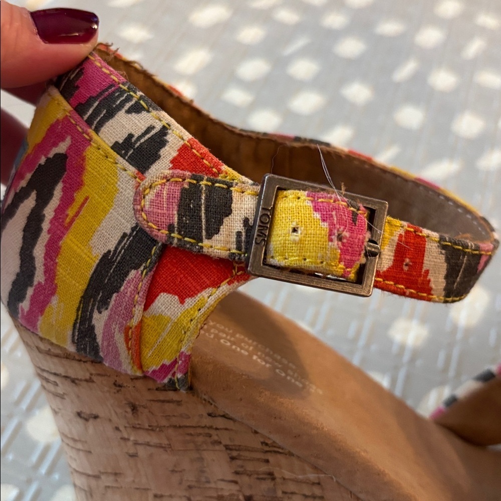 Colorful Toms Wedges - Picture 4 of 8